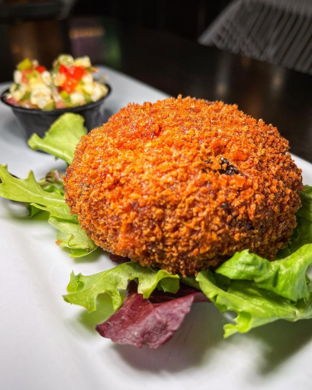 Crab cakes are a thing of the past. It’s all about today’s feature, the Seafood Cake filled with Crab, Shrimp, and Scallops, along with a side of corn salsa!

Start your meal off with this golden goodness cake before it sells out!