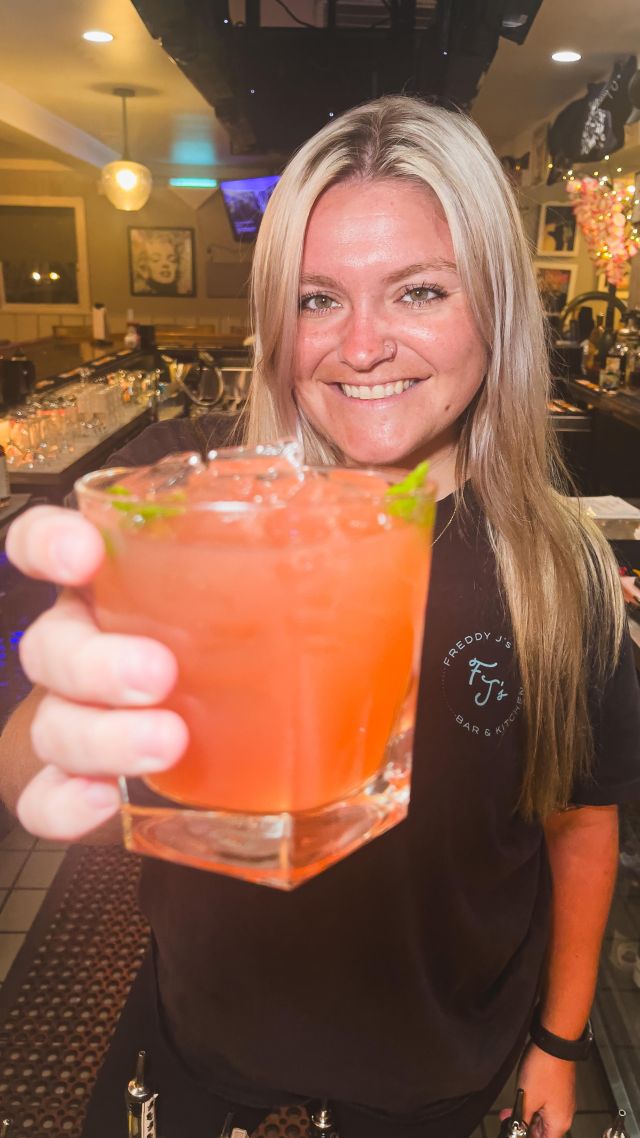 Summer in a glass, and @steelman13_ is bringing it to life! 🍉🎶

@wildturkey Bourbon provides that bold foundation Blended smoothly with refreshing house made watermelon syrup and Bright zings from fresh lemon 🍋Cool, jazzy finish with mint 🍃✨

This drink is the genius of our mixologist @_maggiechfig92. And @steelman13_? She’s the artist recreating this masterpiece.

Let the Watermelon Bourbon Smash whisk you away. Summer memories sometimes come in a glass. Cheers! 🍹🌟🍉🥃