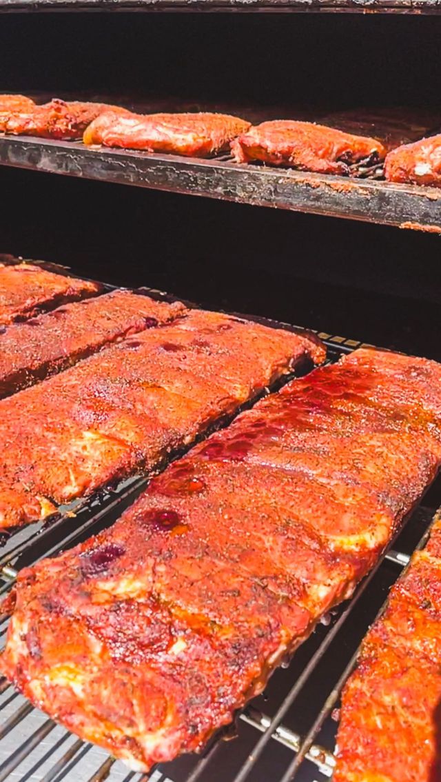 🚨 Ribs Alert! 🚨

Freddy J’s Bar & Kitchen is firing up the smoker for the weekend, and those mouth-watering, house-smoked pork ribs are hitting the plate around 4pm. But here’s the catch: they fly off our racks almost as fast as we smoke ‘em! 🍖🔥

Paired with our classic baked beans, coleslaw, and that irresistible cornbread with honey butter, this is the indulgence you’ve been waiting for. 🍞🍯

Got a different side in mind? Check out our upgraded options. 🍽

Make your weekend sizzle! But remember – come early, they sell out quick! ⏰🎉